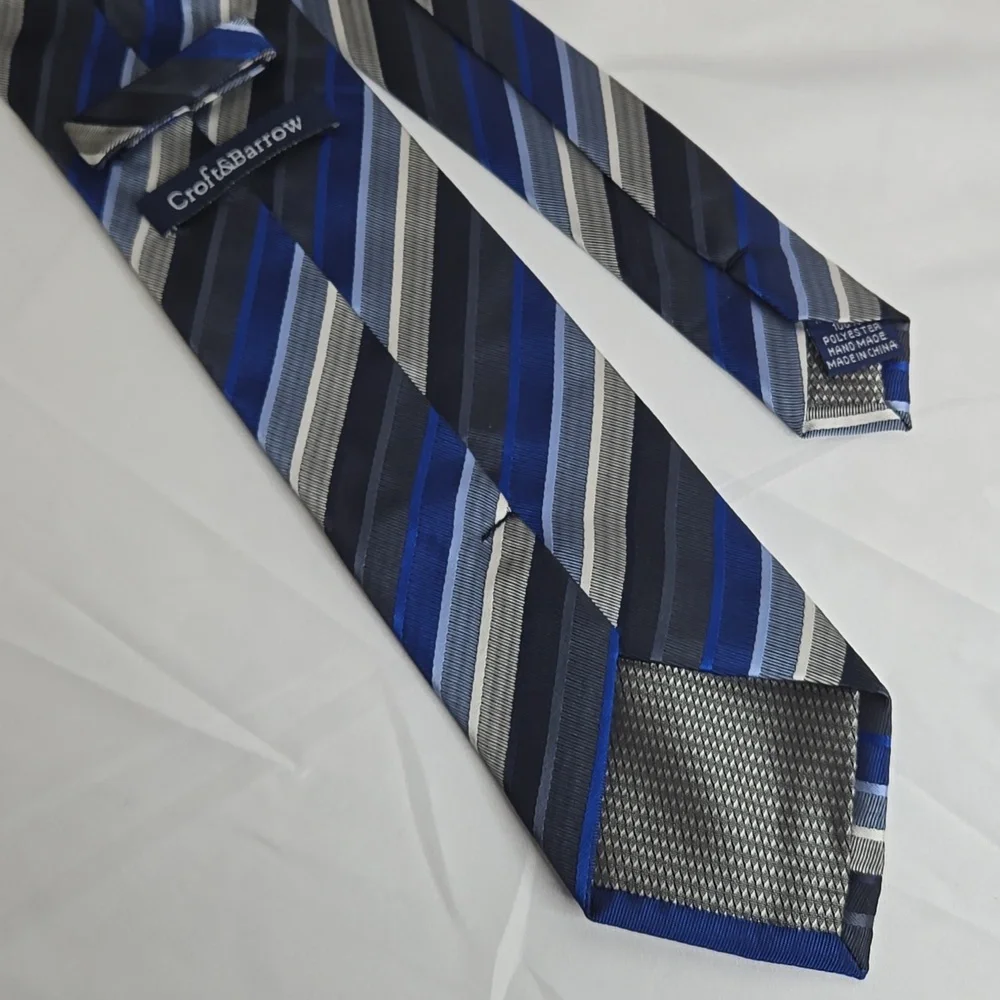 Croft & Barrow Striped Tie, Black/Blue/Gray, 100% Polyester‎
